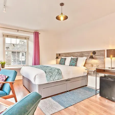 The Apple Loft Rooms-2