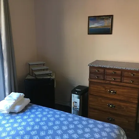 Freeda'S Place-3