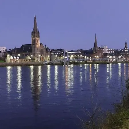 Riverbank Guesthouse Inverness-2