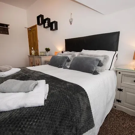 Ashford House-3