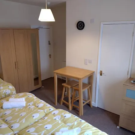 Elm Tree Guest House-3