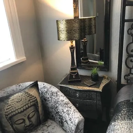 The Vines Guesthouse-3