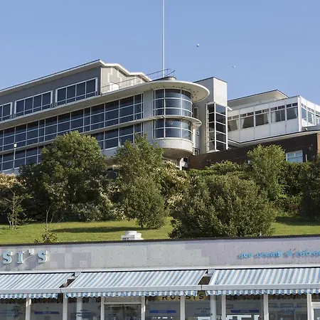Southend Guest House - Close To Beach, Train Station & Southend Airport-2