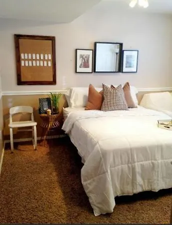Lennox Guest House-3