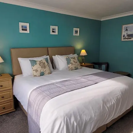 Churston Way Lodge Guest House-2
