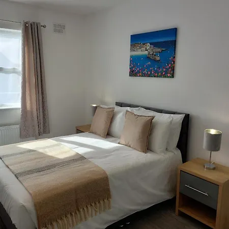 Mountain Aven Guest House-3