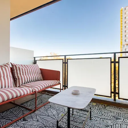 Daplace - Corso Sempione Suites-3