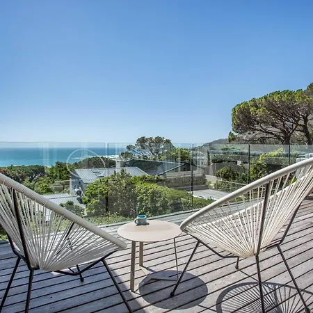 Far Horizons Camps Bay-3
