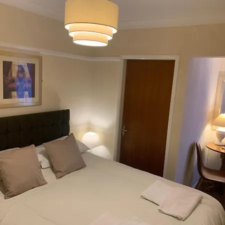 Philmar Guest House-3