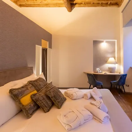 Fontana Di Trevi Roma Luxury Suites-3