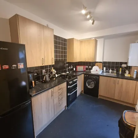 Beautiful Double Room In Acton, West London-2