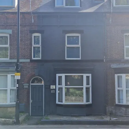 Highfields House - Free Wifi - Free Local Parking-2