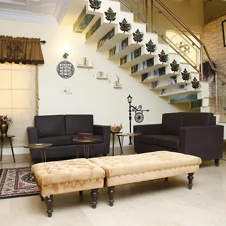Waypoint Hotel-3