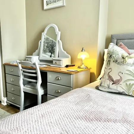 Devon House Guest House-2