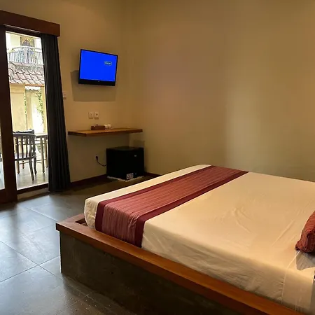 Warsa'S Garden Bungalow And Spa-3