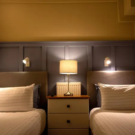 Salamander Guest House-2