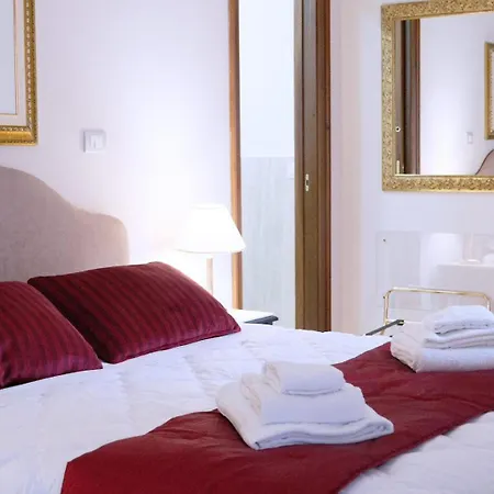Affittacamere Boncompagni Suite-3