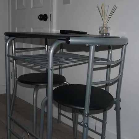 Home Away-3