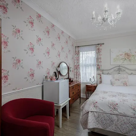 The Wescoe Guesthouse-2