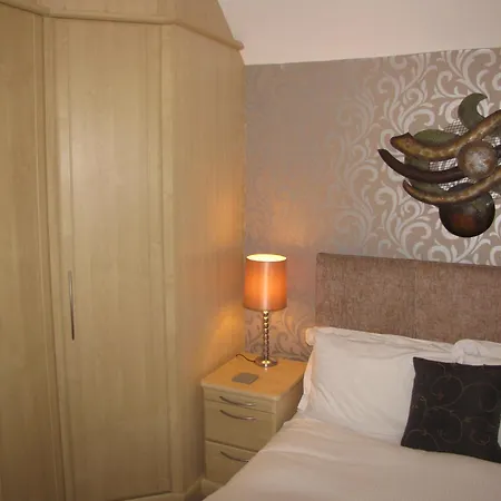 Ashmira Guest House-3