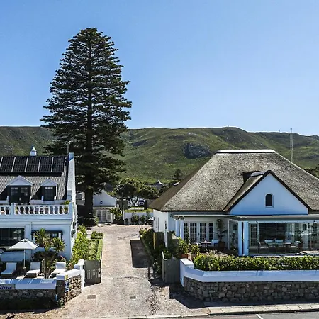 La Fontaine Guest House Hermanus-2