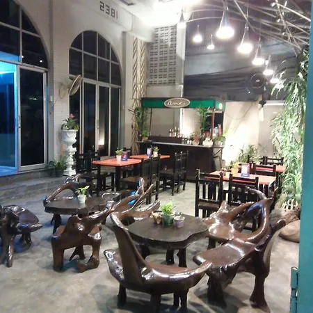 The Grand Palace Hotel-3
