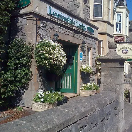 Lewinsdale Lodge-3