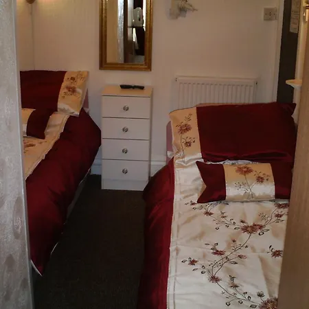 Oban House-2