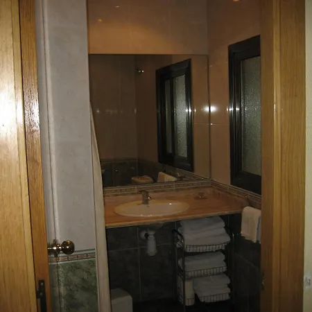 Hostal Nuevo Colon-3