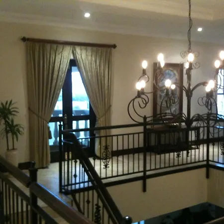 Roman Retreat-2
