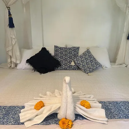 Sannyas Boutique Hotel-3