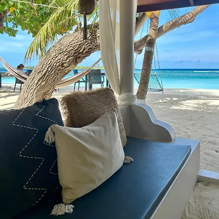 Canopus Retreat Thulusdhoo-3