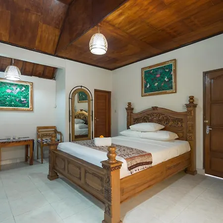 Nuaja Balinese Guest House-3