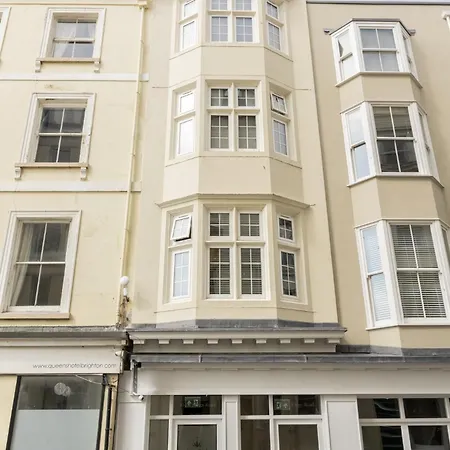 Kings Road Suites-2