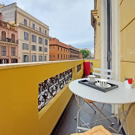 Domus Aurea Luxury Suites-3