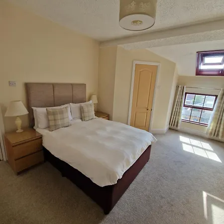 Glen Garth Guest House-2
