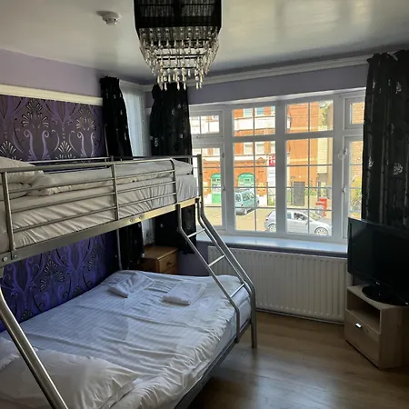 Clacton Guest House-2