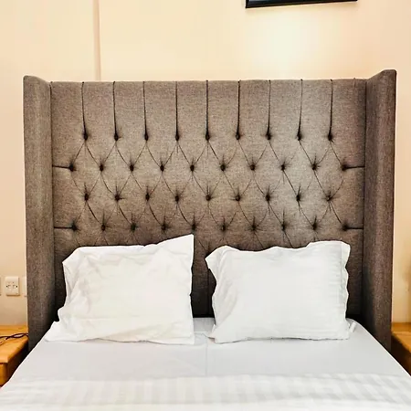 Oyo 1233 Home Elite 1 Residence Sports City, Dubai-2