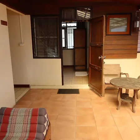 Banjai Garden Guesthouse-3
