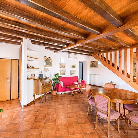 Bb Il Re Alla Reginella Guest House-3