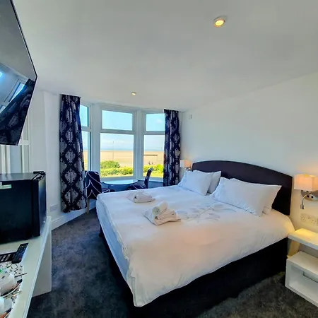 The Kerswell Hotel Sea Front-3