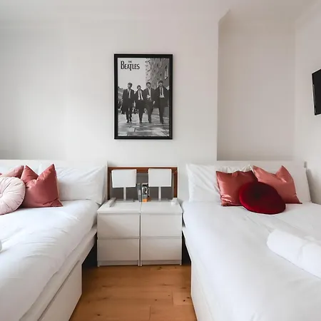 Chelsea Rooms-3