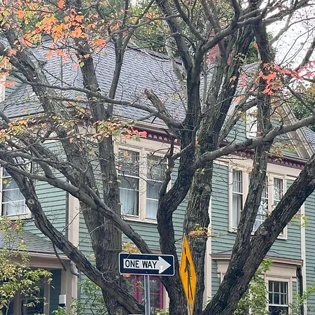 Harvard Rooms - 2Br Retreat Adjacent To University-2