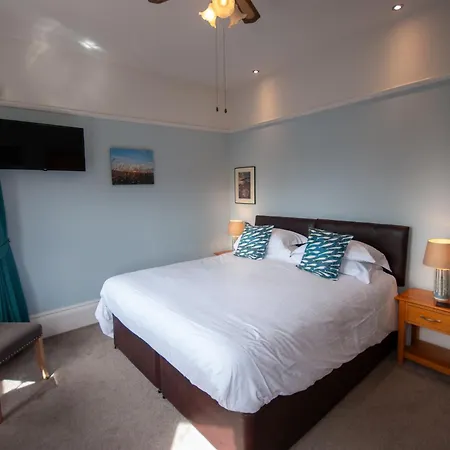 Westbury Lodge-3
