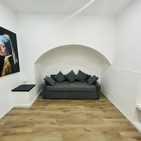 Boiardo Art House-2