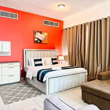 Private Rooms In 3 Bedroom Apartment Skynest Homes Marina Pinnacle-3
