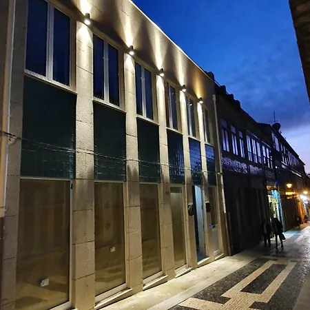 7 Bridges Estudios- Porto-Houses And Suites-2