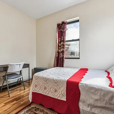 Empire Blvd Guest House-3