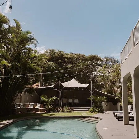 Caza Beach Guesthouse-3