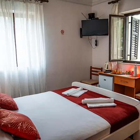 Guest House Cesic-2